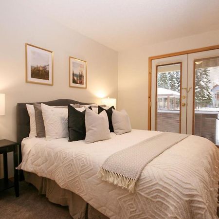 Crystal Forest 2Br Ski In Ski Out With Private Hot Tub Sun Peaks Extérieur photo